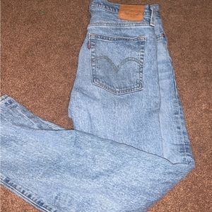 Levi’s women’s jeans size 27